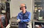 CNC-koneistaja Johan viihtyy vuosikymmentenkin jälkeen Maprotecilla
